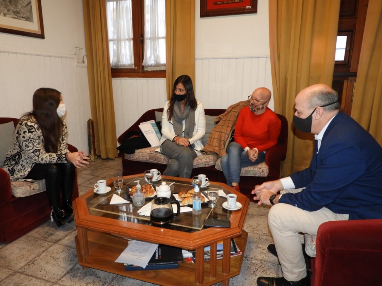 La directora provincial de Transporte, María del Rosario Flores, visitó Punta Alta