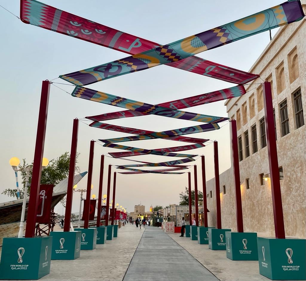 Hasta los sitios con arquitectura tradicional, como Souq AL Wakra, fueron decorados.