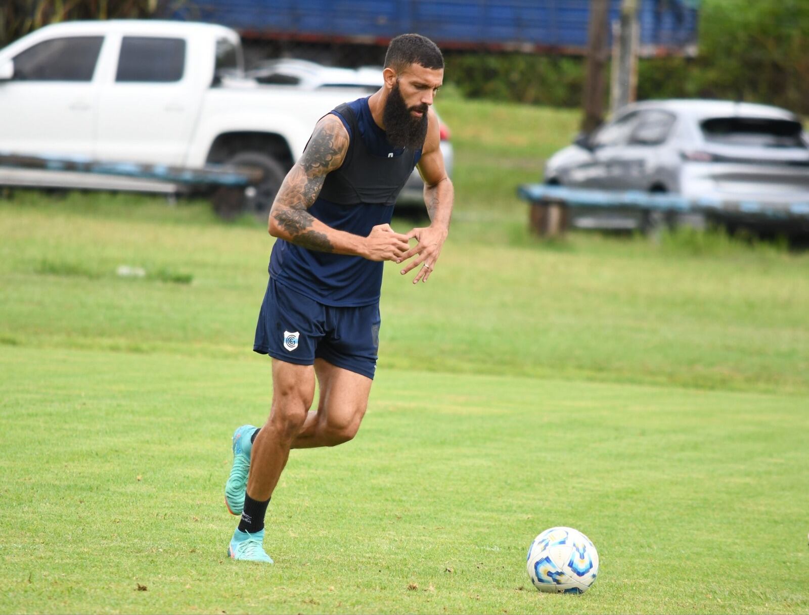 Alejandro Quintana, quien se encamina a ser el “9” titular del “Lobo”, debuta este domingo con la camiseta jujeña.