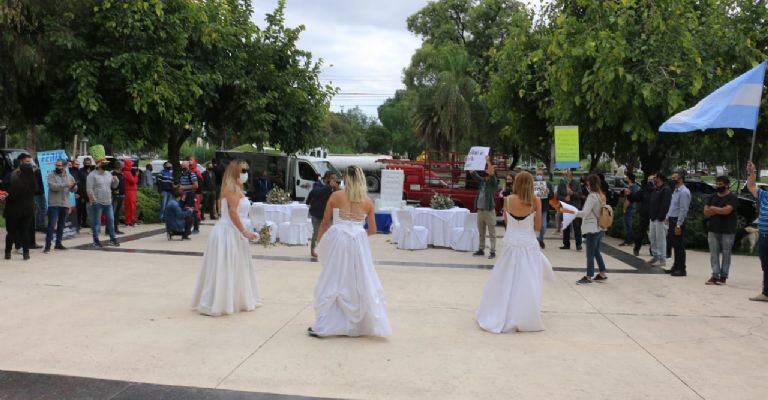 La protesta se llevó a cabo en la puerta del Centro Cívico, en pleno corazón de San Juan.