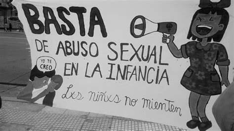 Por cualquier situación de abuso en niños, niñas y adolescentes llamar gratuitamente a la línea 137, que funciona las 24 horas toda la semana.