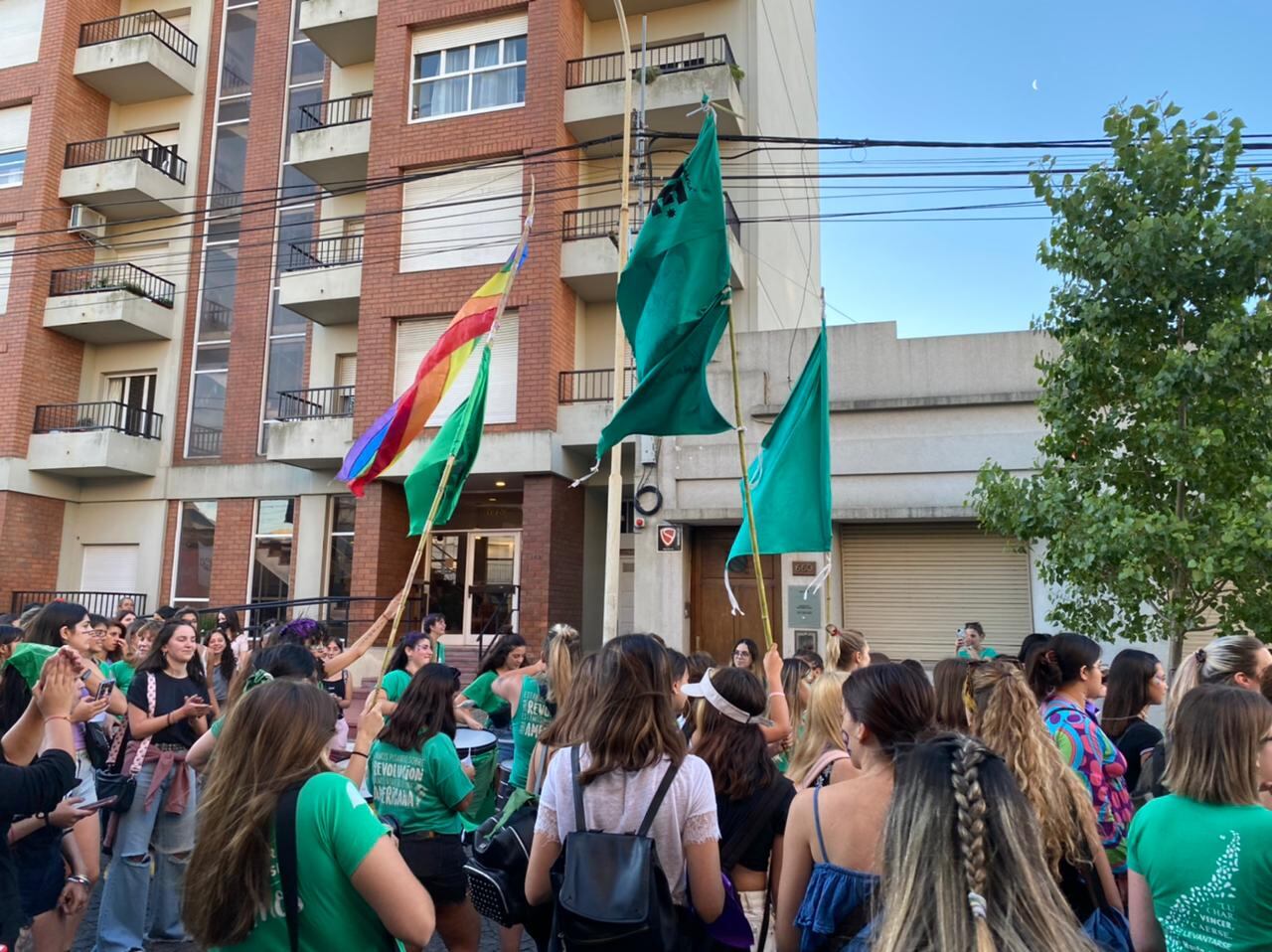 Así fue la movilización por el Día de la Mujer en Tandil.