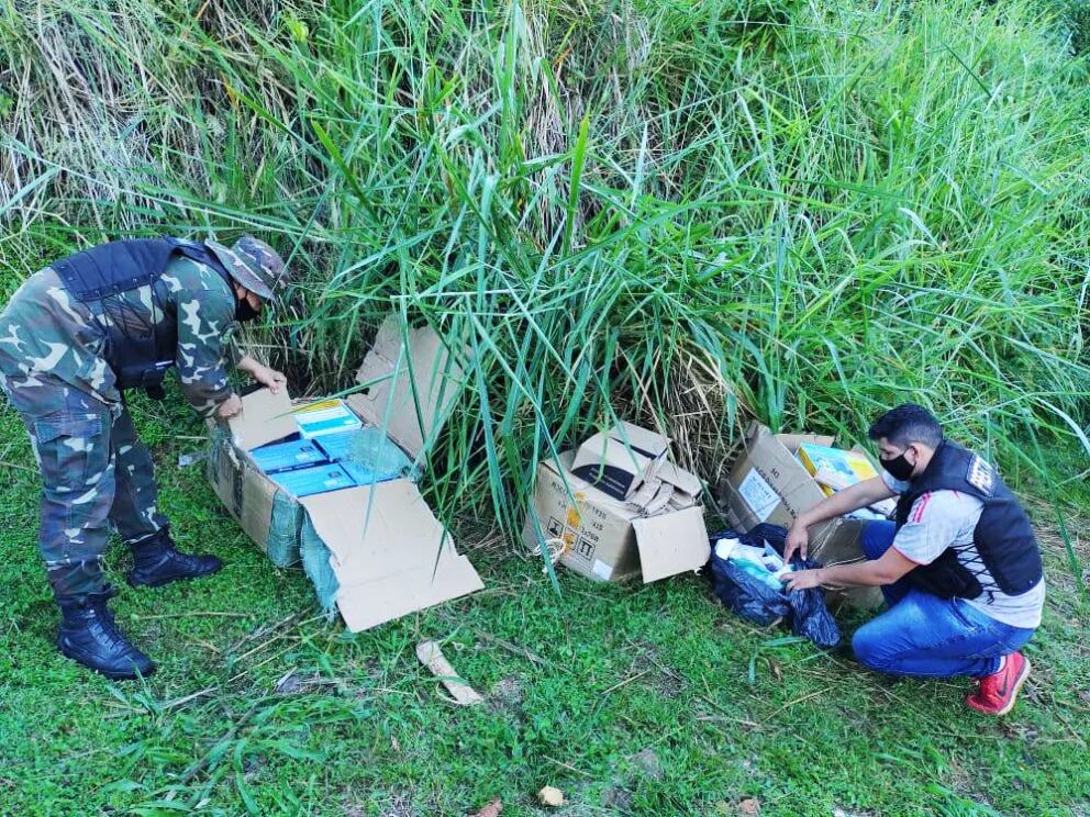 Golpe al contrabando en Puerto Libertad: Prefectura Naval Argentina decomisó un cargamento de elementos electrónicos / Foto: PNA