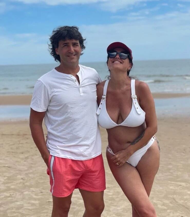 Maju Lozano con su pareja.