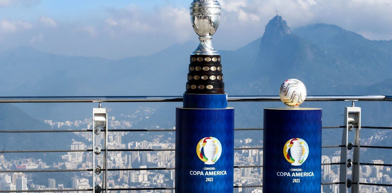 Millonario trofeo para el ganador y el subcampeón de la Copa América.