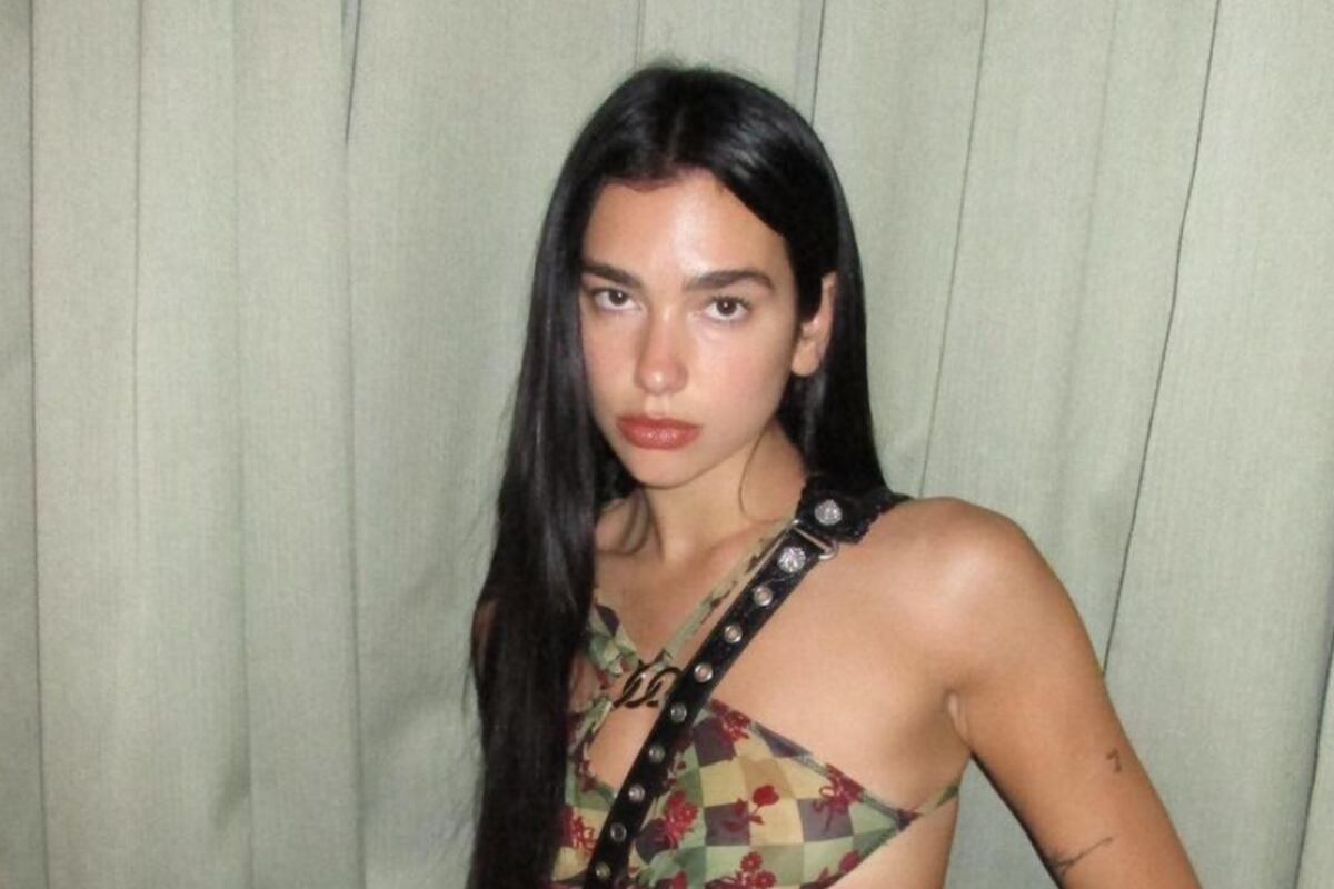 El antes y después de Dua Lipa: cuáles serían los retoques estéticos que se hizo