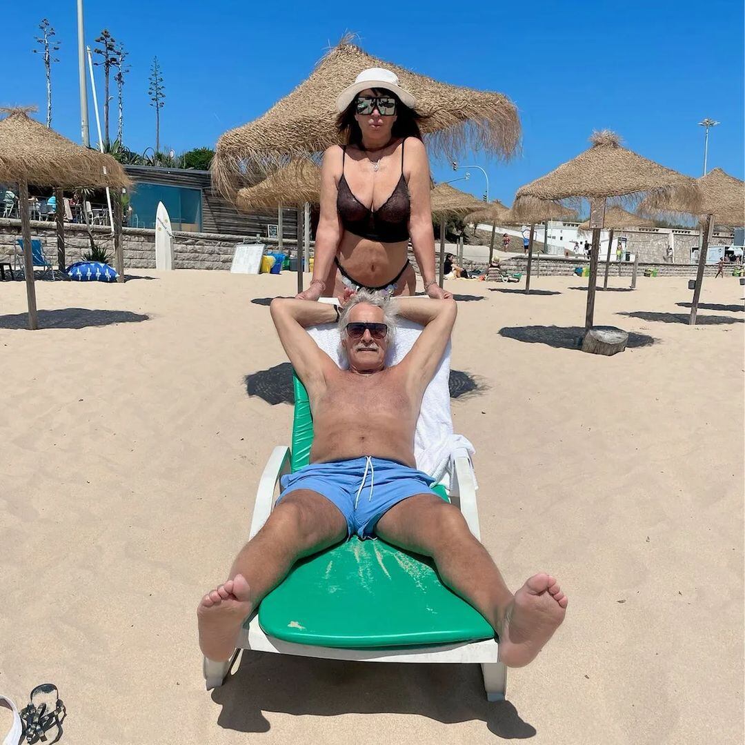 Moria Casán y Fernando “Pato” Galmarini compartieron una foto disfrutando de su “luna de miel” en Europa.