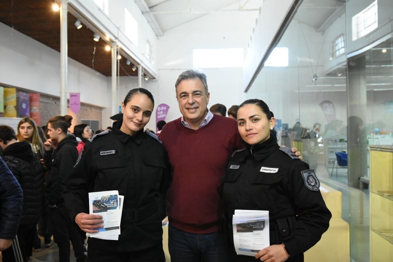 La Escuela de Policía, presente en ExpoCarreras