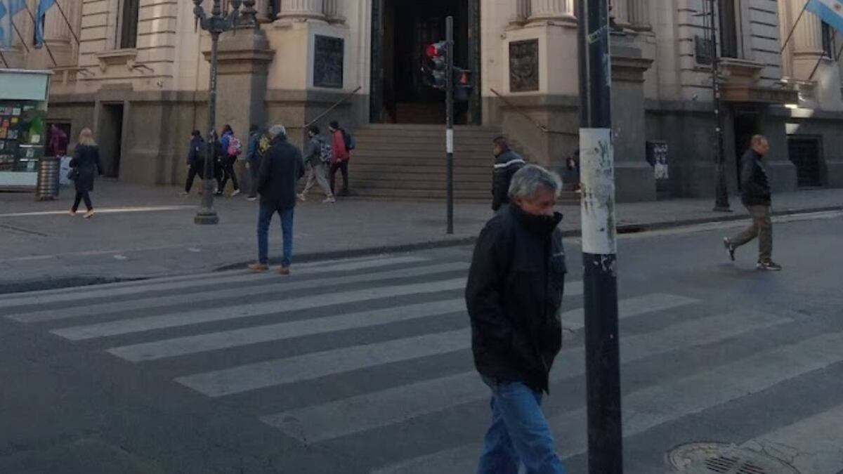 El tiempo en Rosario: el lunes comienza con frío y viento fuerte