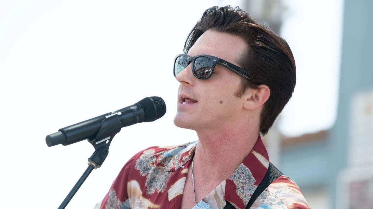 Drake Bell, actor y músico estadounidense  que actualmente vive en México.