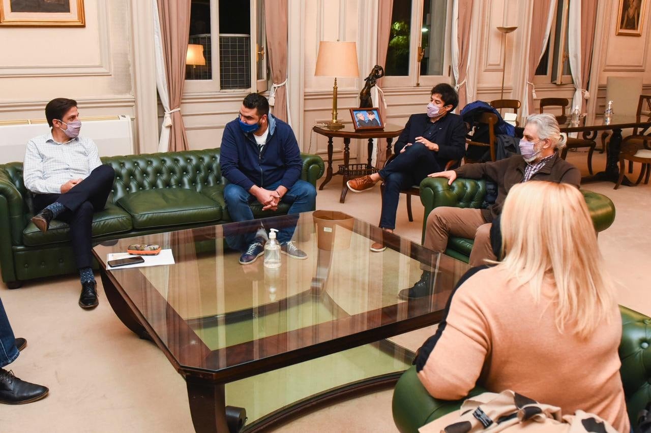 El Intendente de Ushuaia, Walter Vuoto junto al ministro de Educación de la Nación Nicolas Trotta, participaron de una reunión junto al rector de la Universidad Nacional de Tierra del Fuego