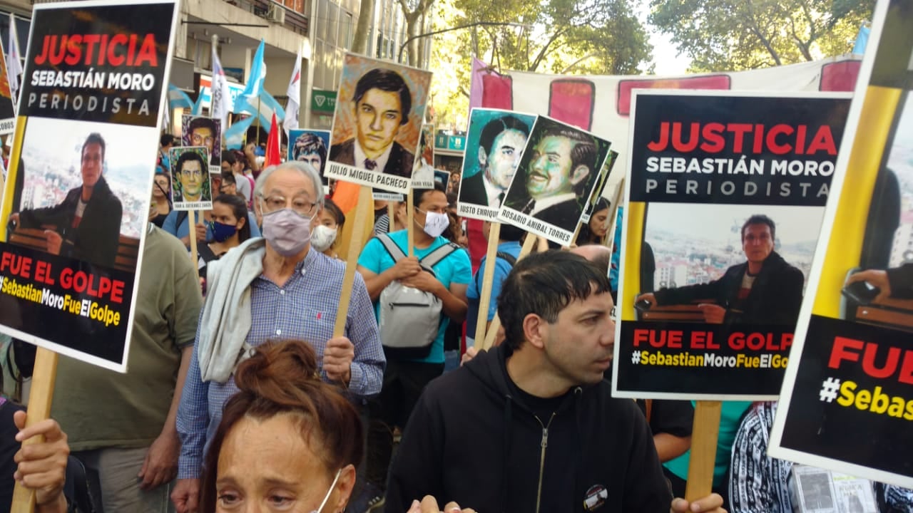 Los mendocinos se unieron para conmemorar el día nacional de la Memoria por la Verdad y Justicia. José Gutiérrez/Los Andes.