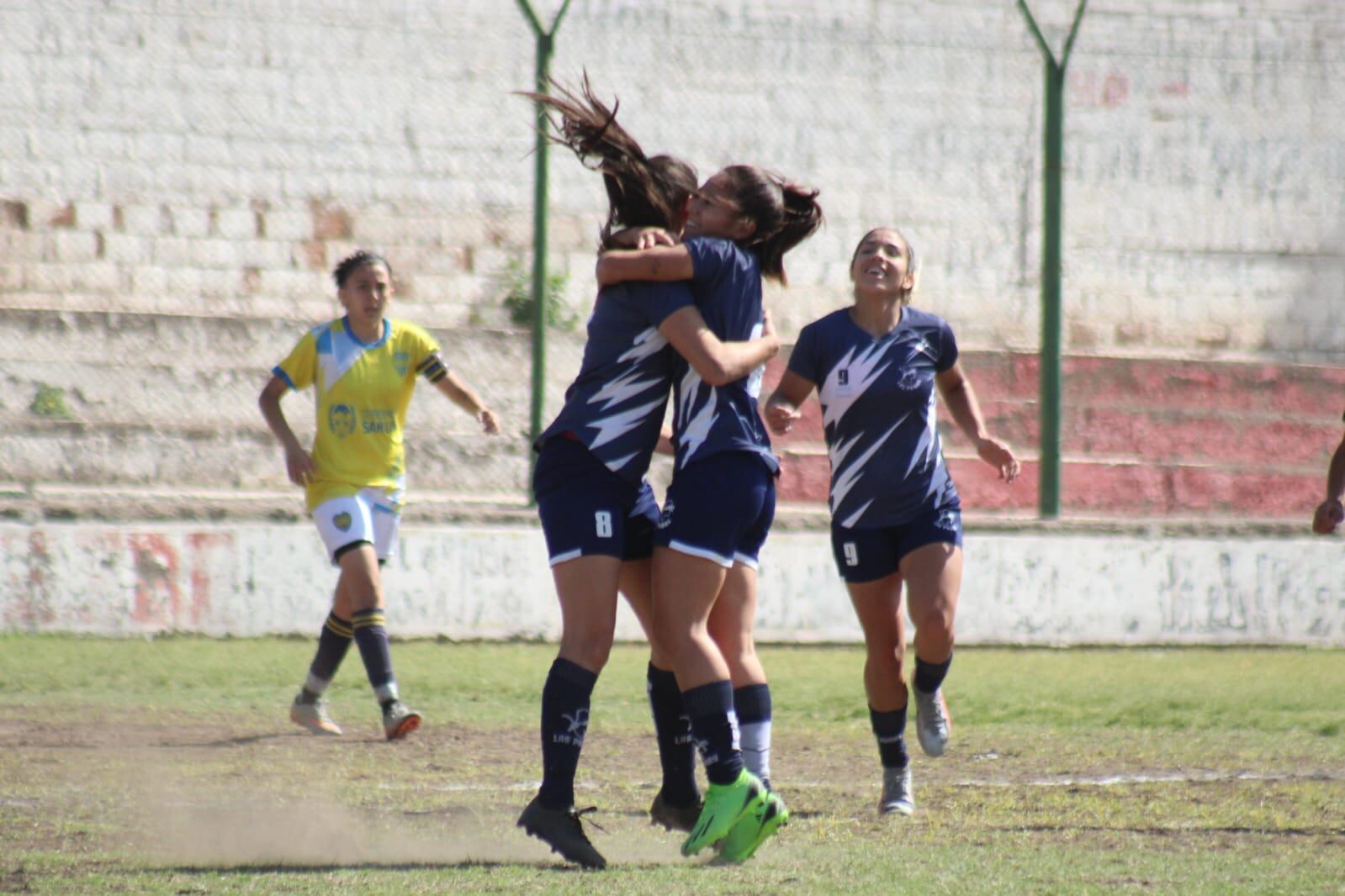 Las Pumas campeonas de Región Cuyo