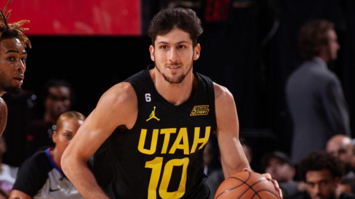 Leandro Bolmaro sumó minutos en la NBA e hizo un buen partido en la G-league