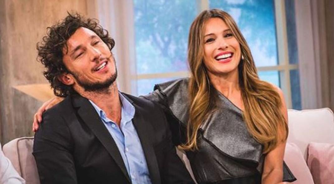 Pampita y Mónaco muy felices. 