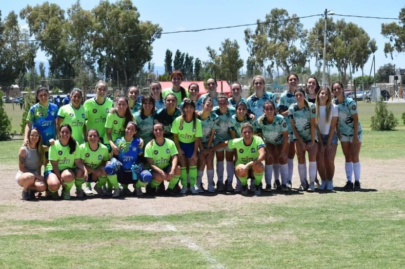 Madre e hija que son rivales en el fútbol sanjuanino