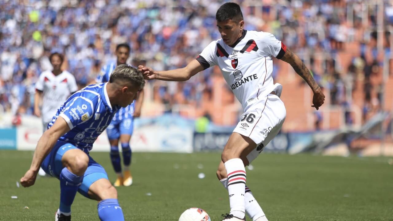 Newell's viene teniendo bajones en el rendimiento del equipo en los últimos partidos. (@Newells)