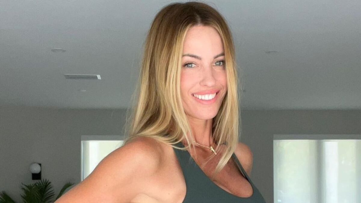 Desde el gimnasio, Rocío Guirao Díaz arrasó con un look deportivo color negro y presumió su espectacular figura