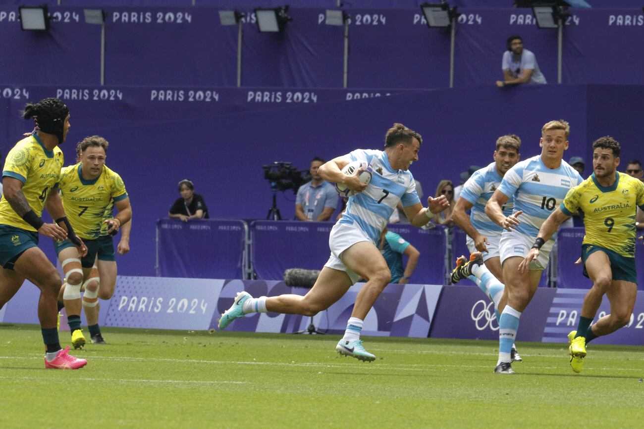 Los Pumas 7s cayeron frente a Australia en el cierre de su participación en el Grupo B de los Juegos Olímpicos de París 2024. (Lucas Curra / Prensa UAR)