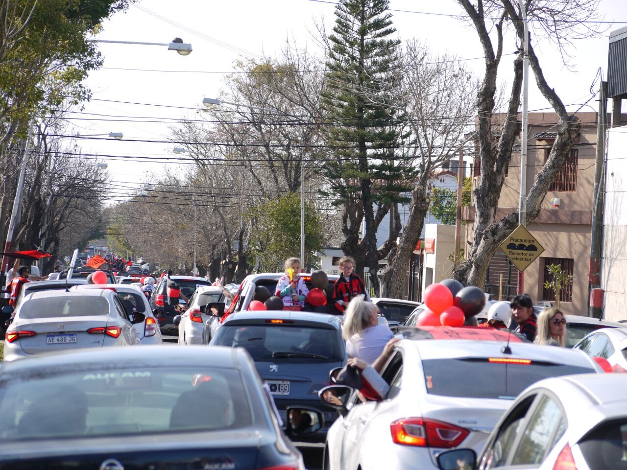 El socio e hincha de Patronato vivió hoy un acontecimiento a pura emoción y sentimiento. La caravana de cierre de la Lista 107