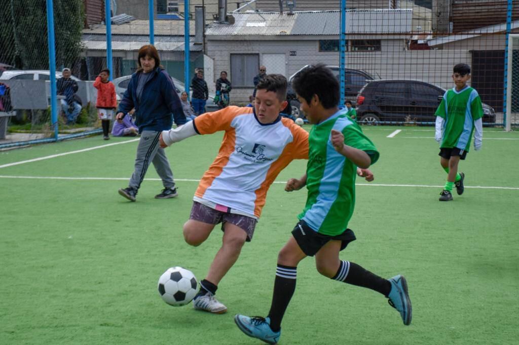 Se realizó el 3° encuentro barrial deportivo de verano en Ushuaia.