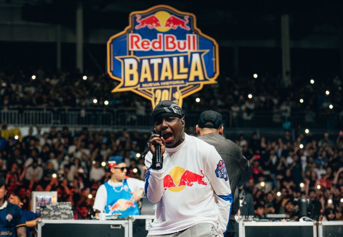 Quién es Fat N: El freestyler colombiano de 19 años que se consagró Campeón de Campeones por los 20 años de Red Bull Batalla