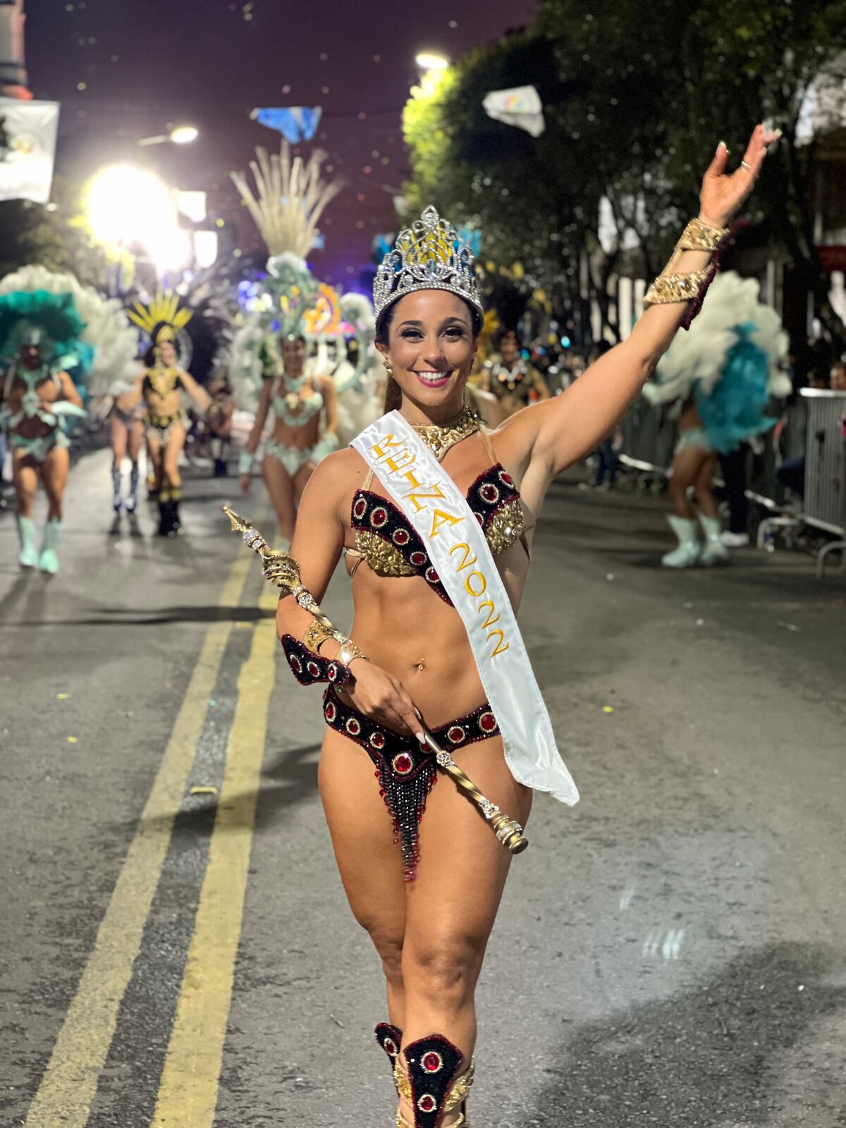 El Carnaval del País estuvo presente en la Fiesta Nacional de la Flor