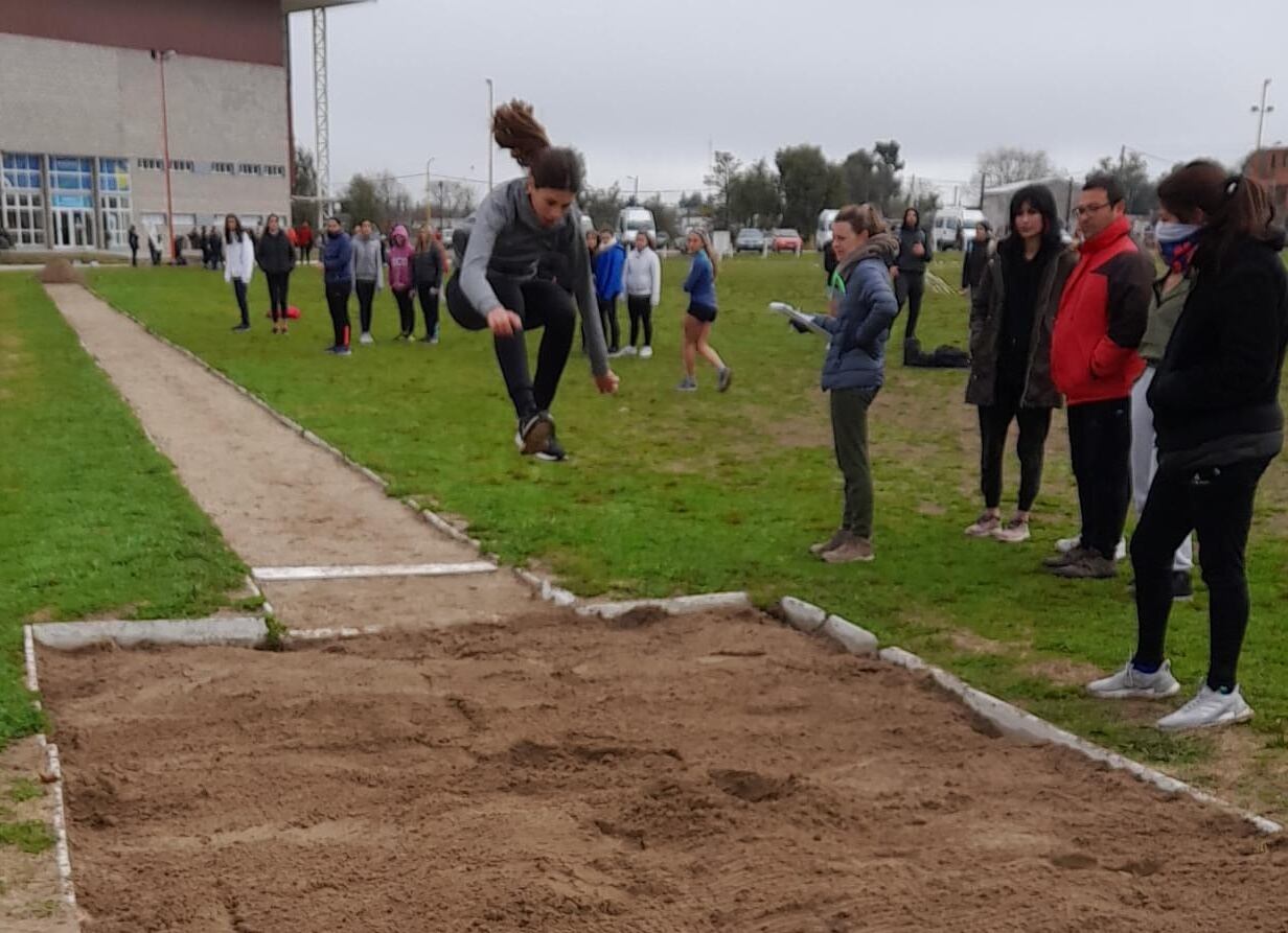 Juegos Bonaerenses 2022: se llevó a cabo en Tres Arroyos la Etapa Regional de Atletismo