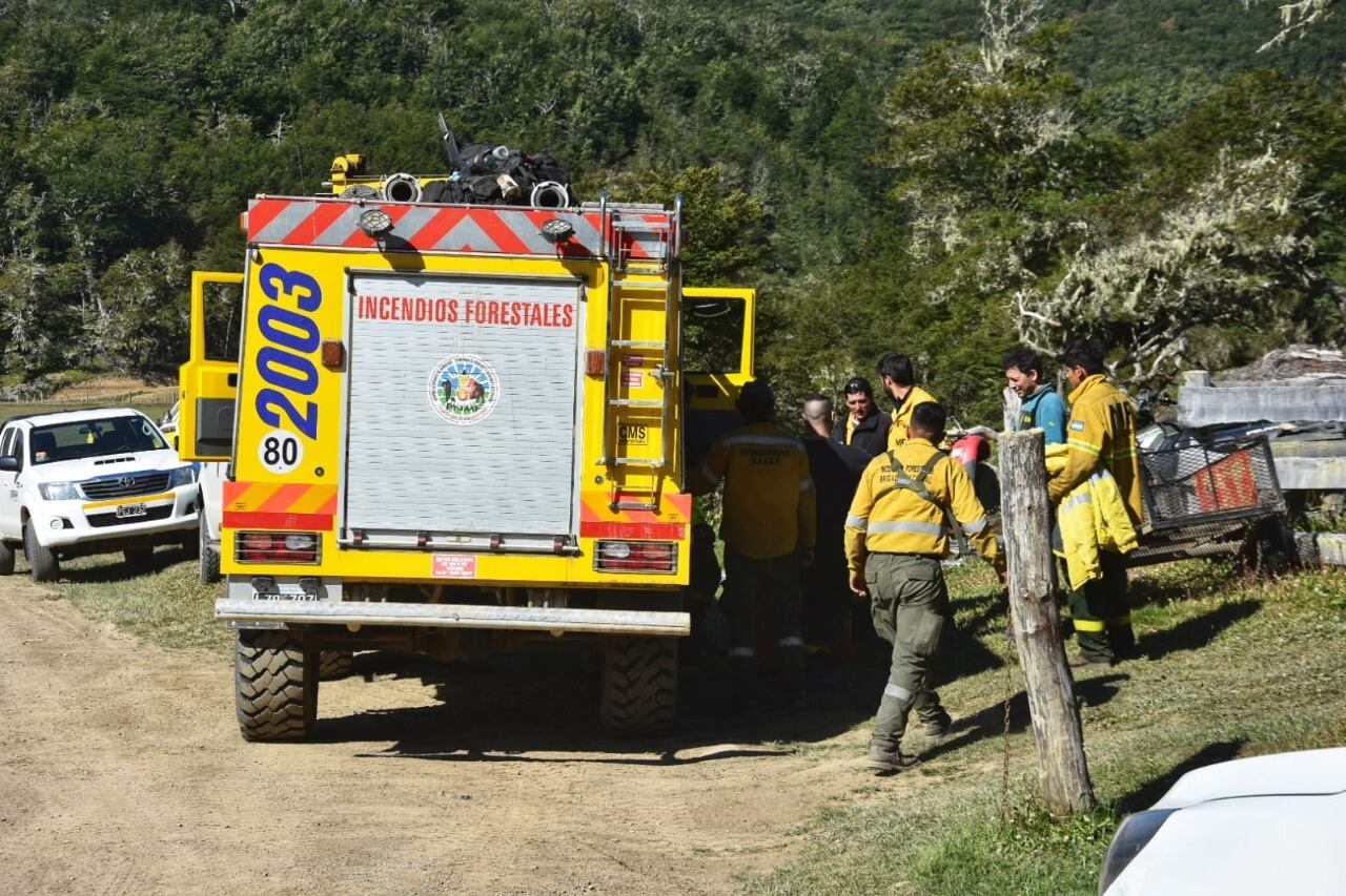 Arde Tierra del Fuego:  la superficie afectada por el incendio se estima en 6500 hectáreas