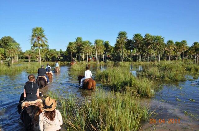 Uno de sus atractivos es tener acceso directo a los Esteros del Iberá.