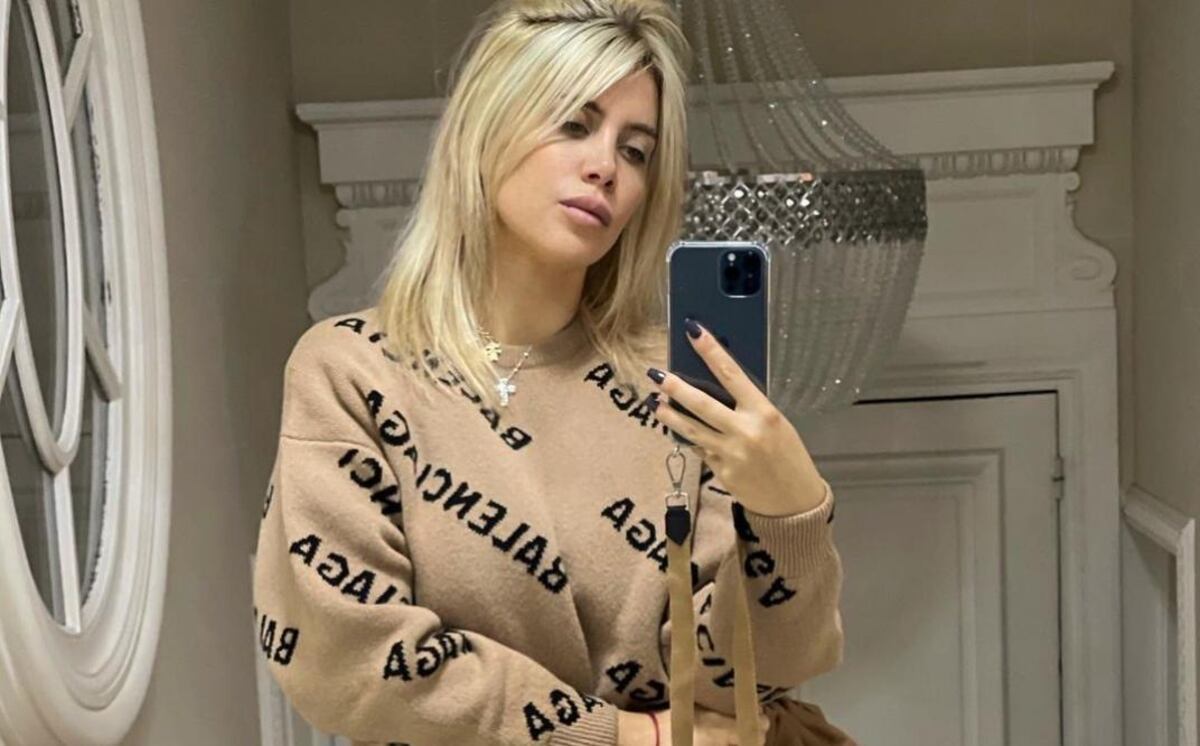 Wanda Nara, en mini top y calzas, se mostró con una vista magnífica