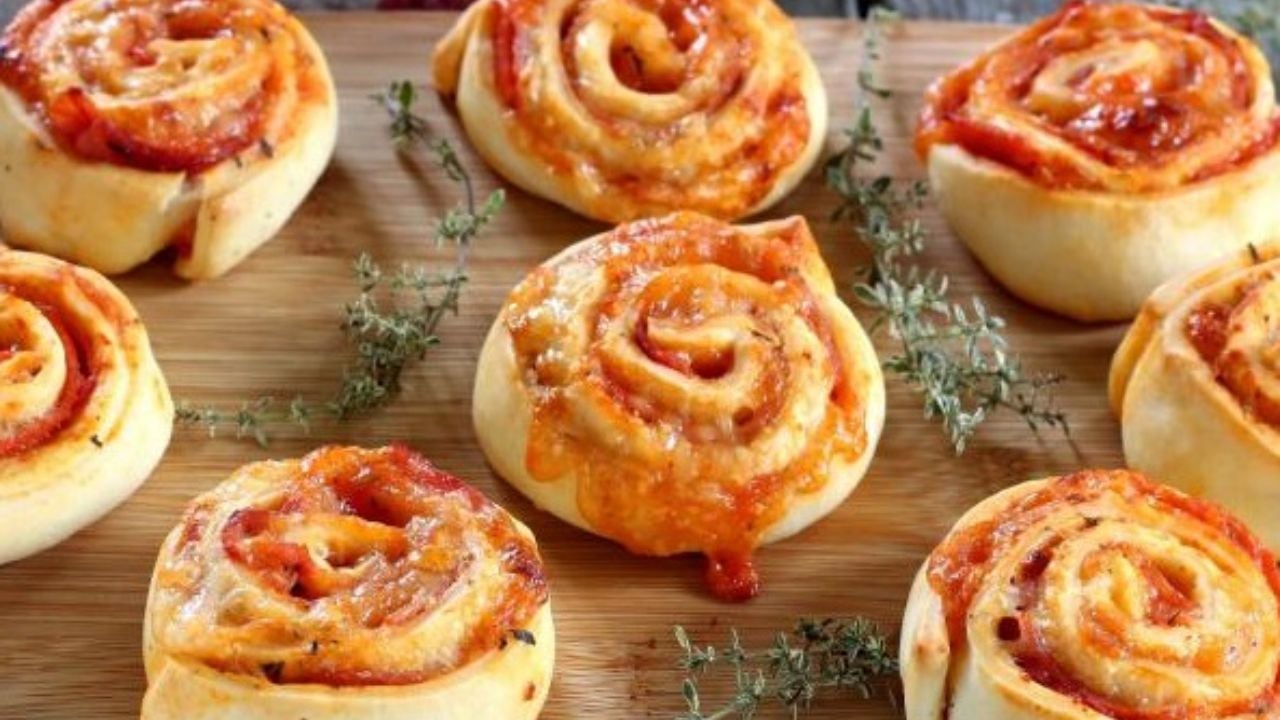 Rolls de queso.