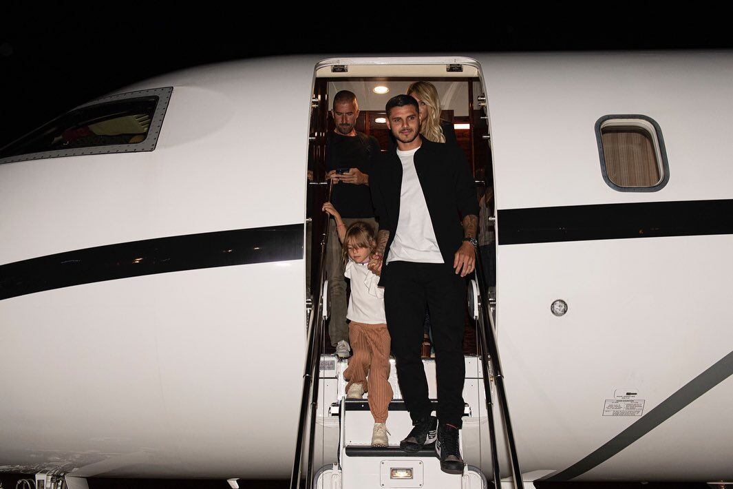 La llegada de Wanda Nara y Mauro Icardi junto a su familia a Turquía.