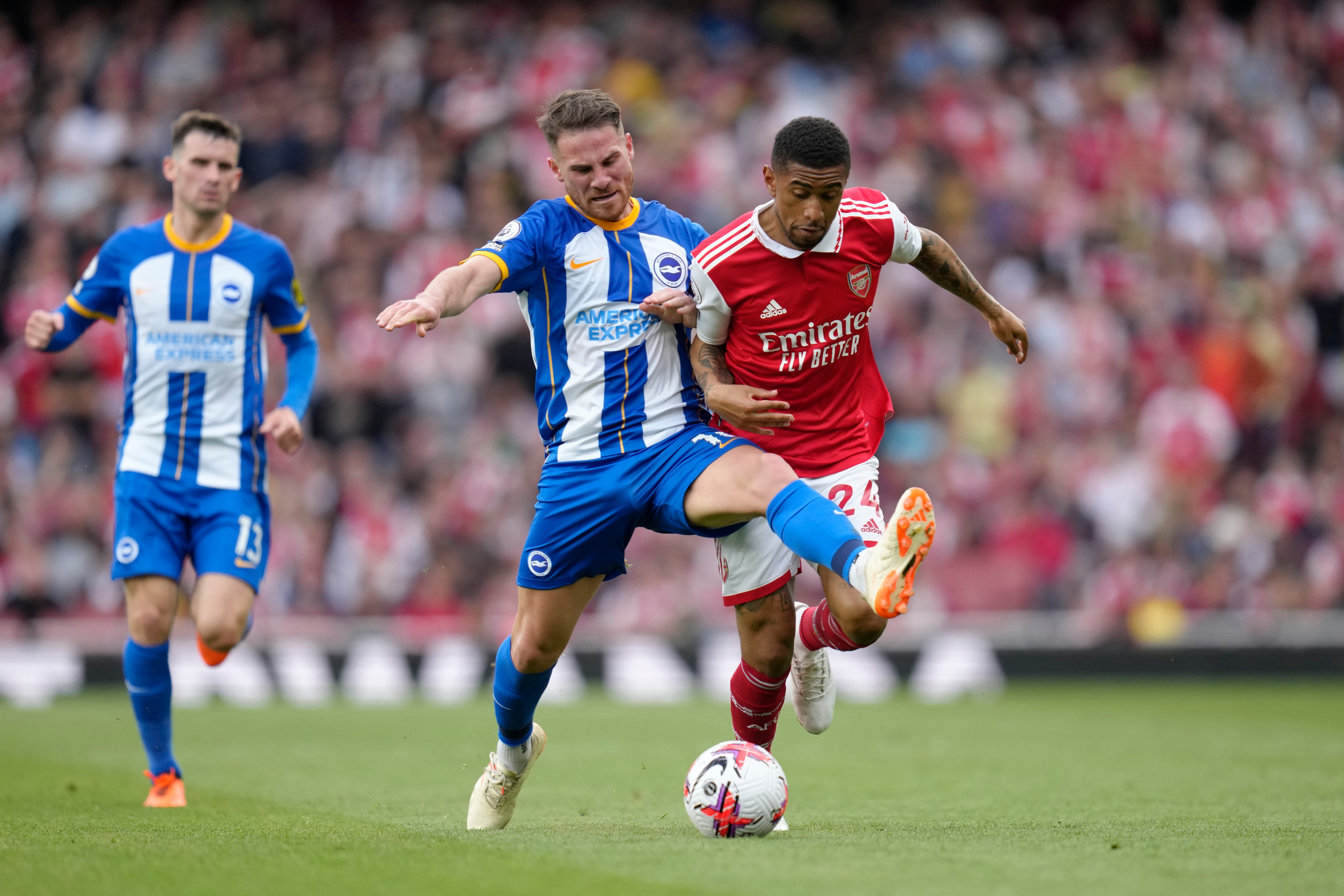 Alexis Mac Allister, también ex Boca, supo brillar en el Brighton. (AP Photo/Kirsty Wigglesworth)