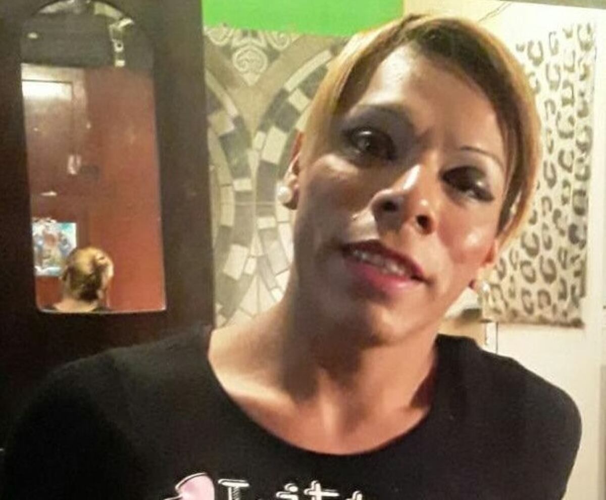 Está con prisión domiciliaria por homicidio y pidió volver tras las rejas