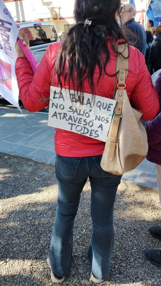 Multitudinaria marcha en Rosario en repudio al atentado a Cristina Kirchner.