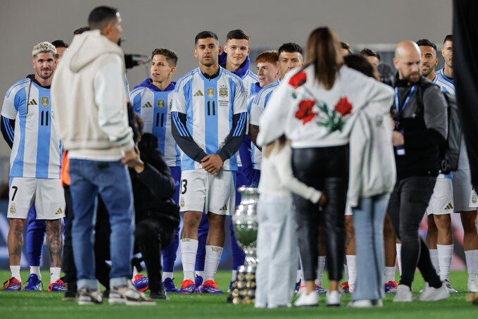 El homenaje a Di María antes de Argentina-Chile. (SportsCenter / @SC_ESPN en X).