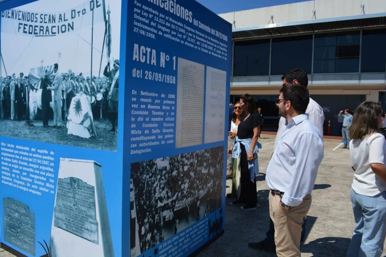 Salto Grande exhibe una fotogalería a cielo abierto en la Costanera de Concordia