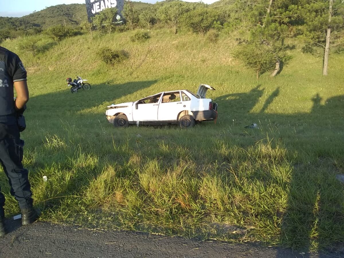 Murió un joven tras un accidente en la autopista Córdoba - Carlos Paz