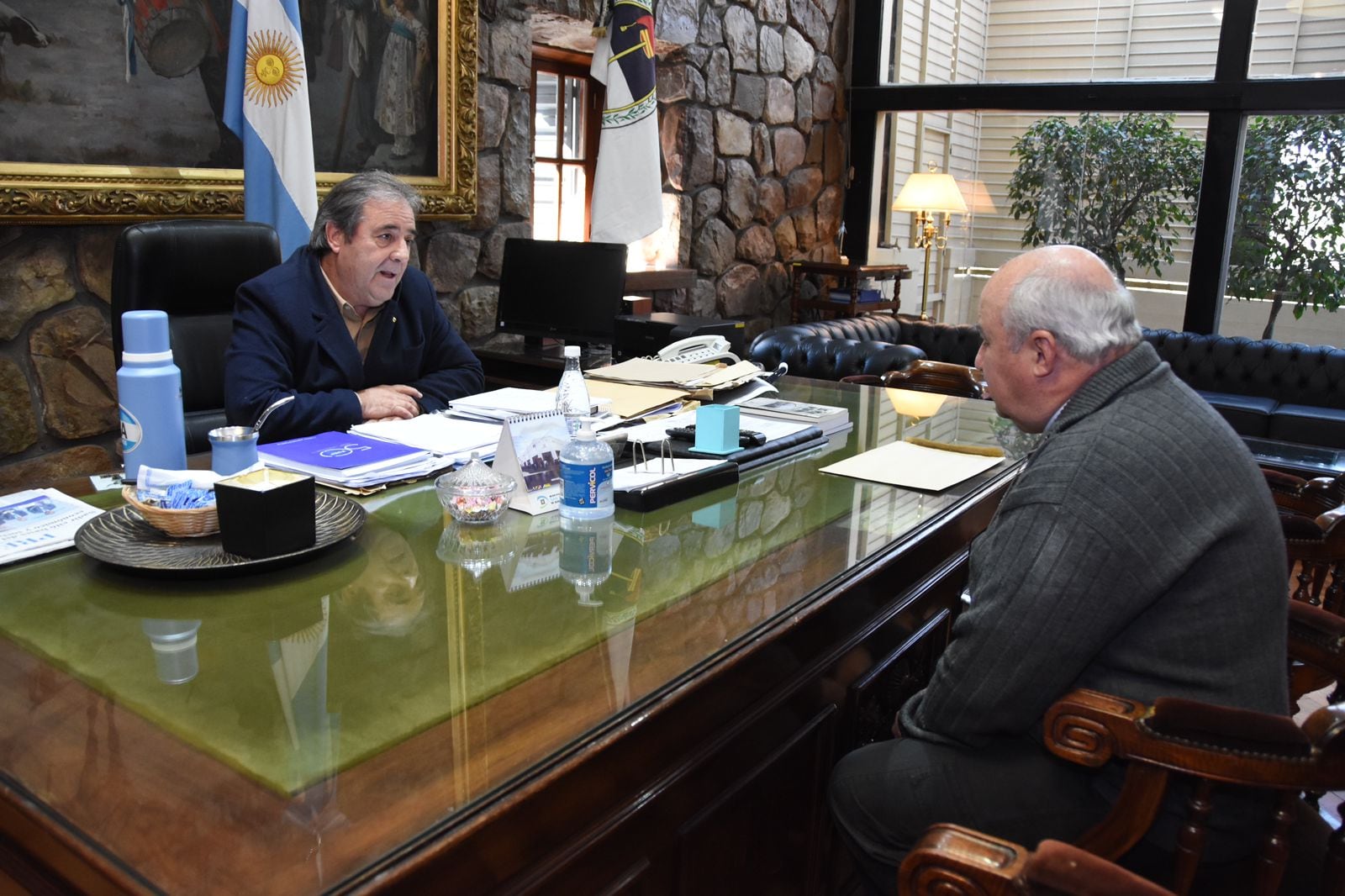 El vicegobernador Alberto Bernis coincidió con el obispo de Jujuy, Daniel Fernández, en las preocupaciones por diferentes problemáticas sociales, acordando en trabajar juntos en la búsqueda de respuestas a esas situaciones.