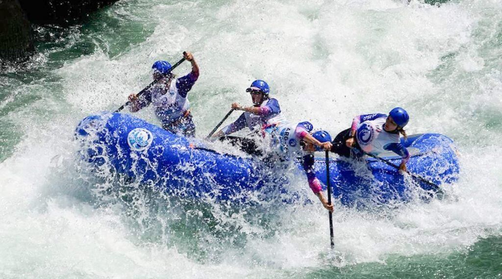 El equipo de Master femenino se quedaron con el oro en la prueba de Head to Head./Instagram Asociación Argentina de Rafting