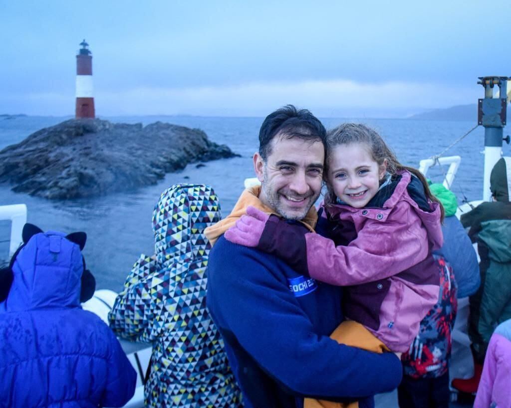 Alumnos disfrutaron de navegar junto con Prefectura por el Canal Beagle