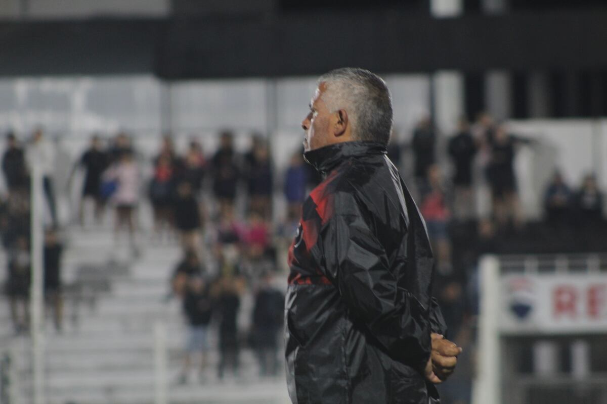 Regional Amateur: sobre el final Sporting dejó dos puntos en Tres Arroyos