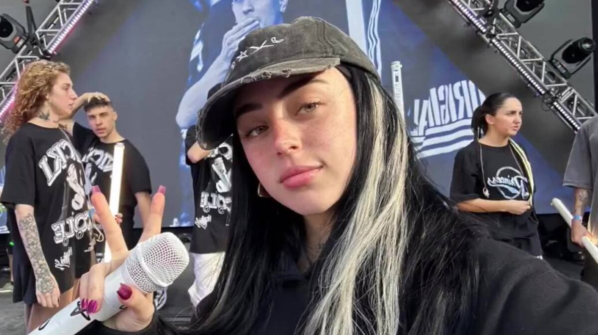 Mejor karaoke del mundo: Nicki Nicole la invitó al escenario y cantaron “Wapo traketero”