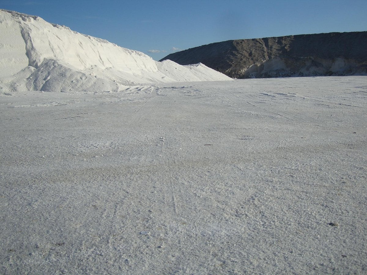 El desierto blanco de San Luis: Salinas del Bebedero.