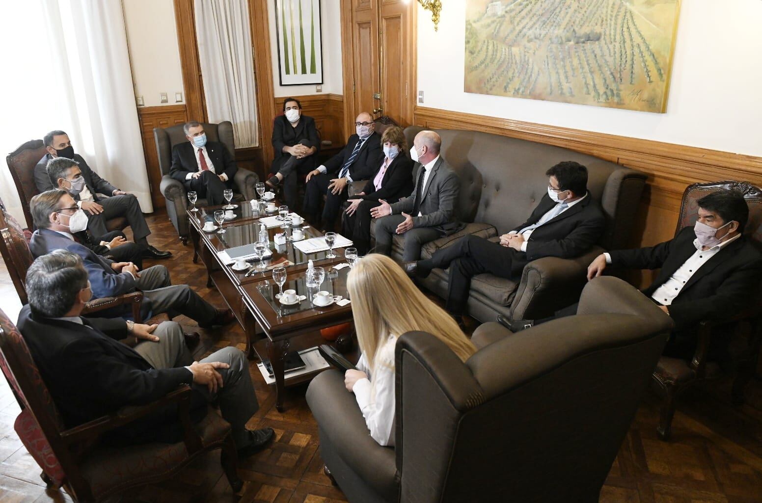 Jaldo se reunió con el Gabinete de Ministros.