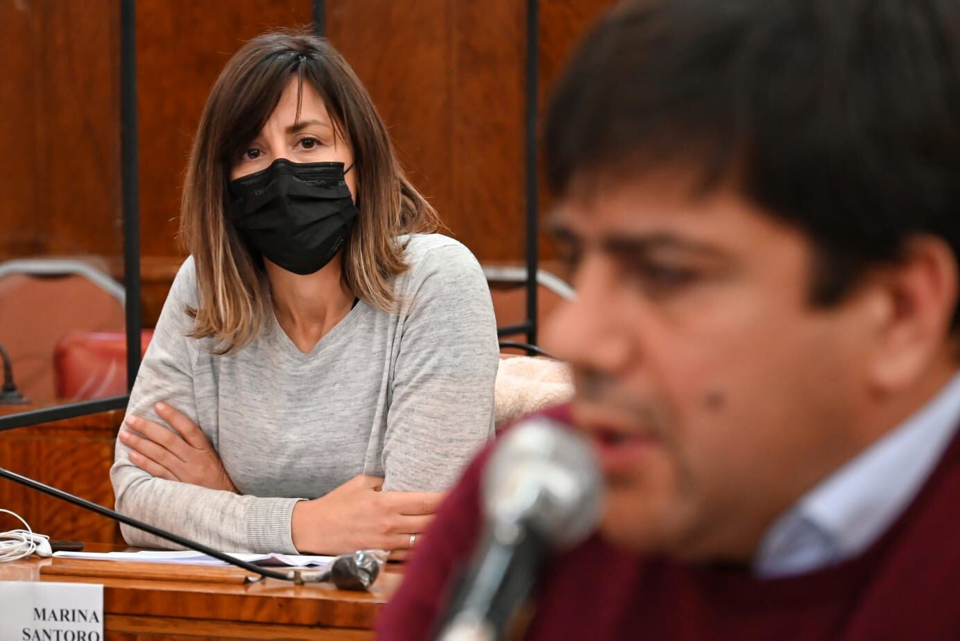 Las concejalas Sol de la Torre y Virginia Sívori lamentaron la falta de respuestas del Presidente del Emsur en su paso por la Comisión de Ambiente.