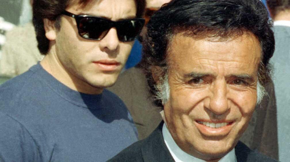 Padre e hijo. Carlos Menem responsabilizó al grupo Hezbollah por la muerte de Junior. 