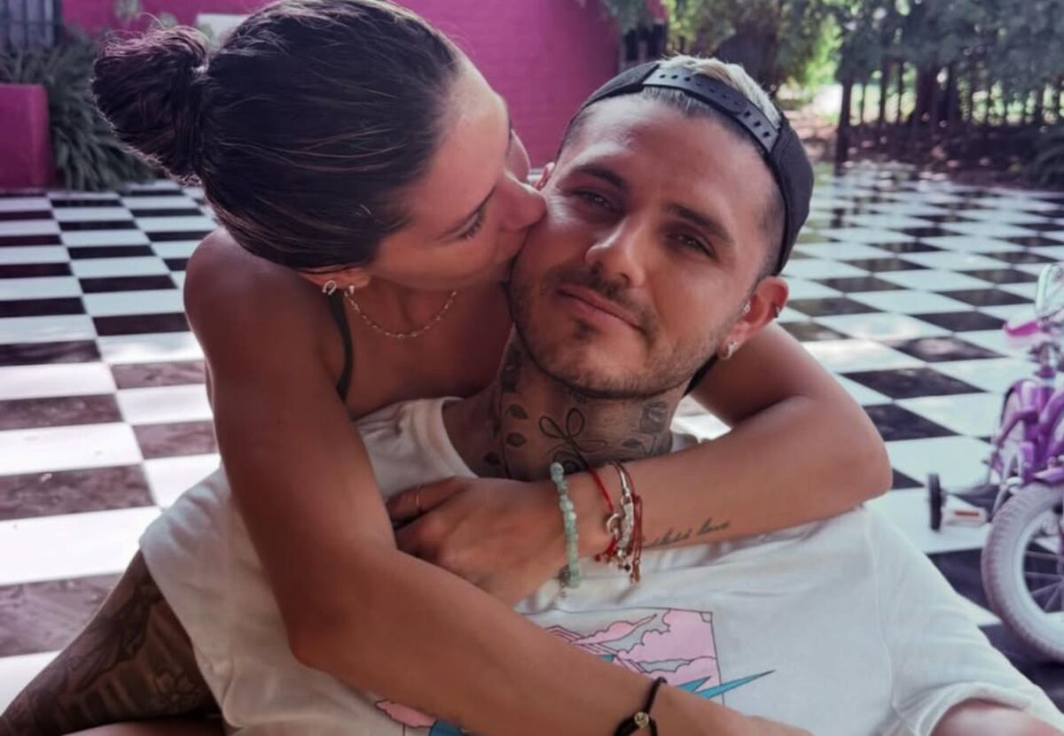 Hubo foto de beso y se supo por qué Mauro Icardi le dice “Monchita” a la China Suárez
