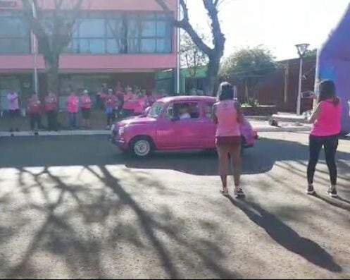 Caminata y bicicleteada por la lucha contra el Cáncer de mama en Jardín América.